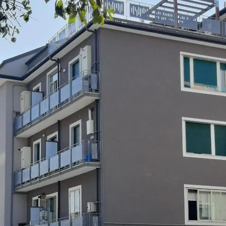 Centamore Apartment